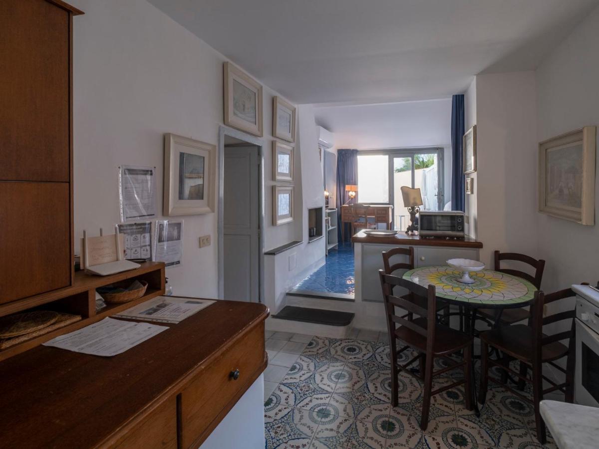 Apartment Lo Scuopolo-2 By Interhome Ischia Eksteriør billede